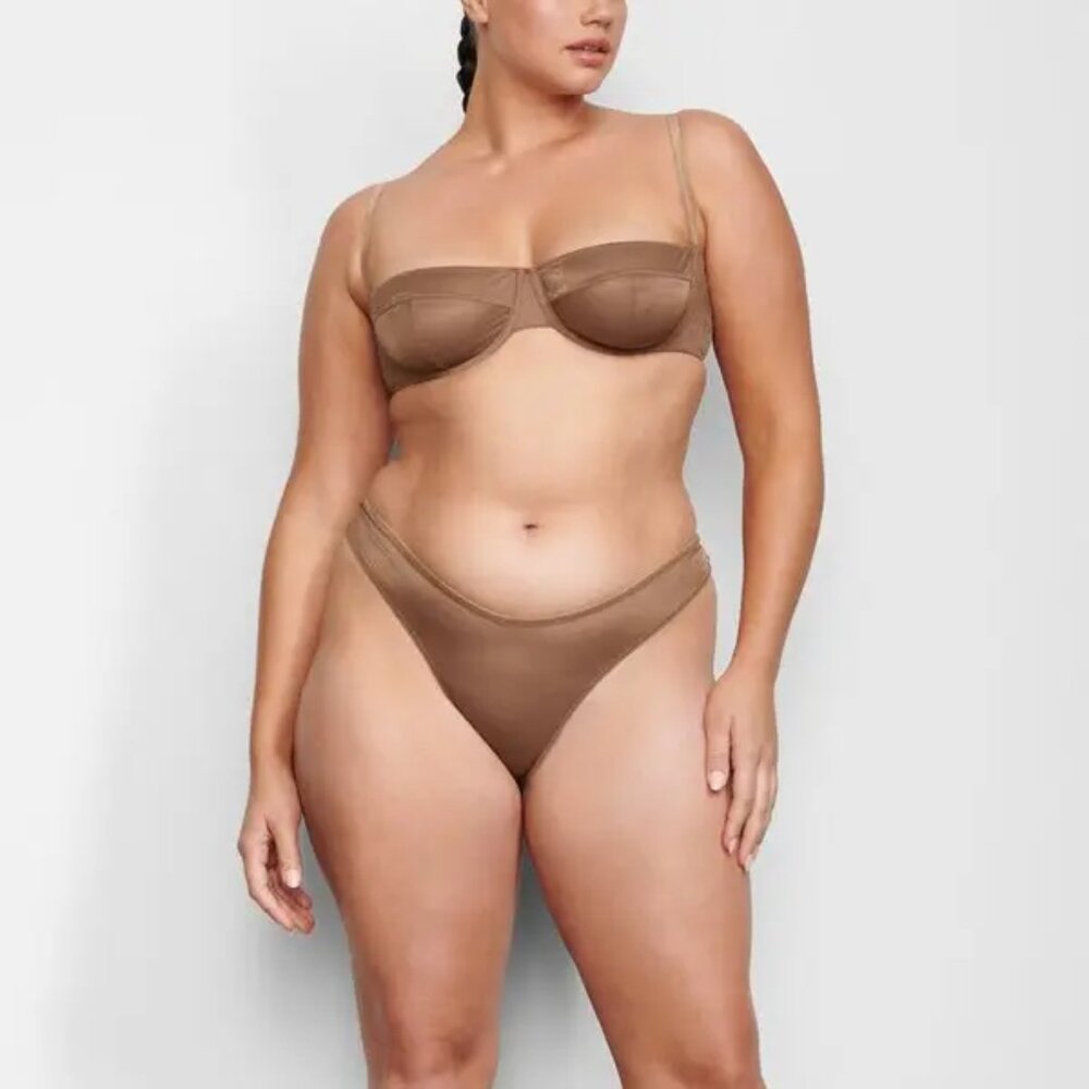 SKIMS Glissenette Straight Neck Underwire Bra | Size 44D | Chai | NWT